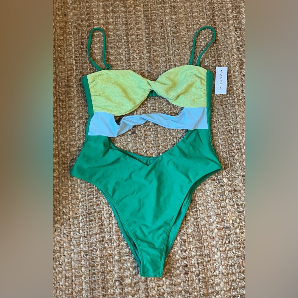 PacSun swimsuit size L